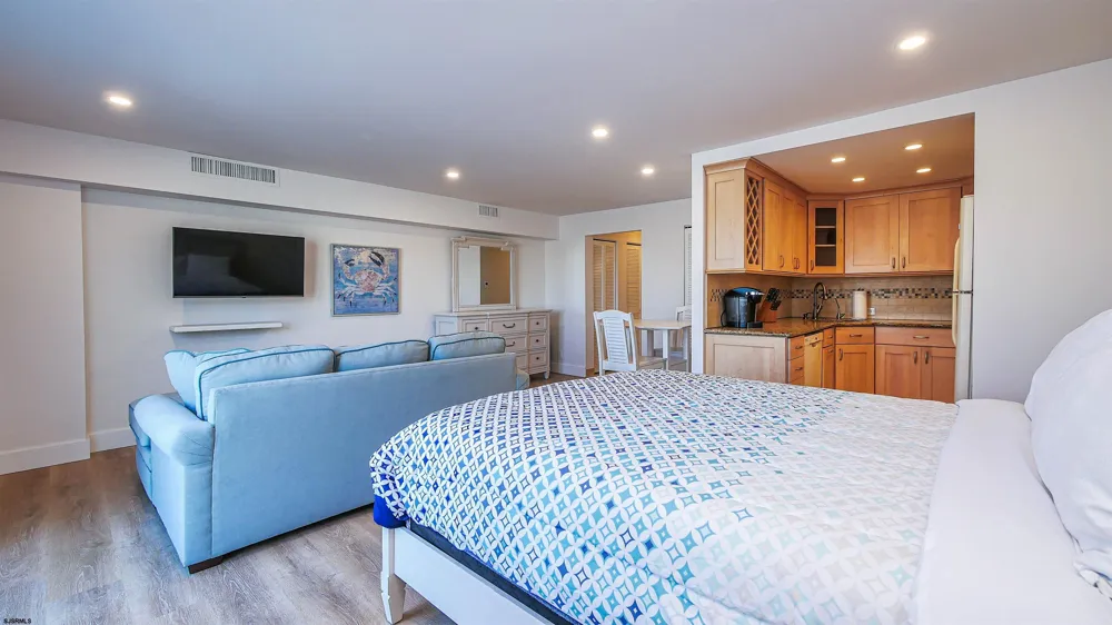 322 Boardwalk Ocean City, NJ 08226