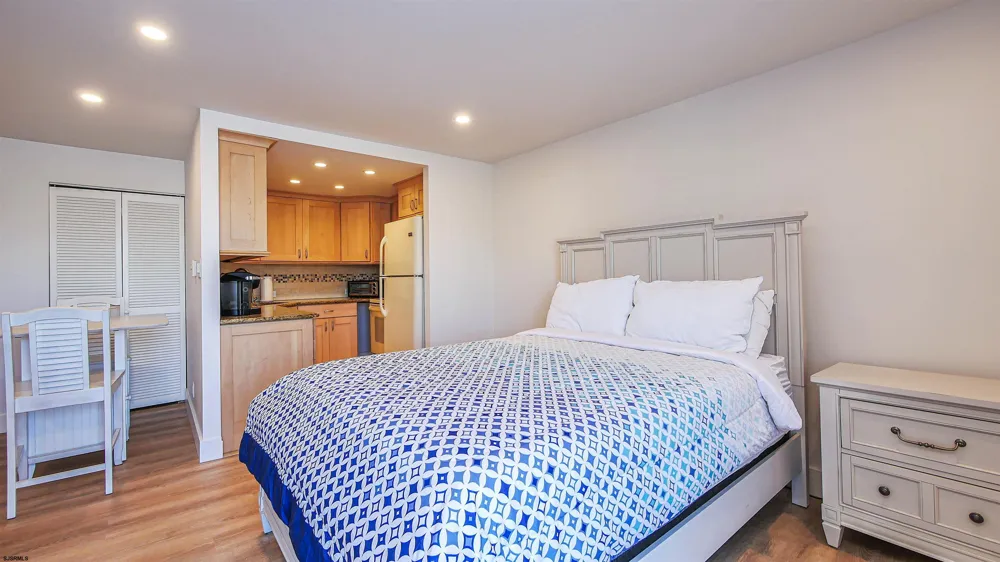 322 Boardwalk Ocean City, NJ 08226