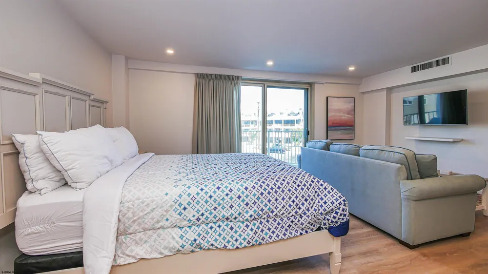 322 Boardwalk Ocean City, NJ 08226