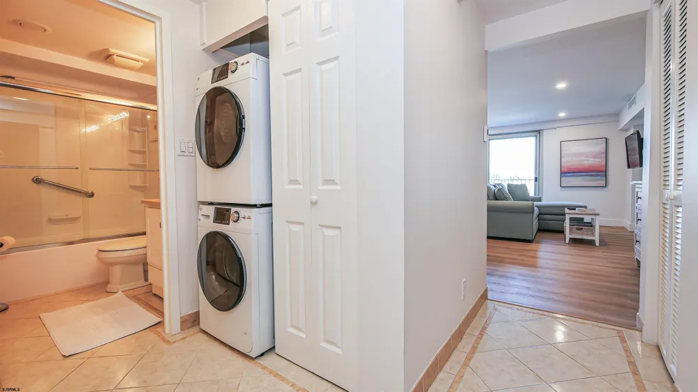 322 Boardwalk Ocean City, NJ 08226