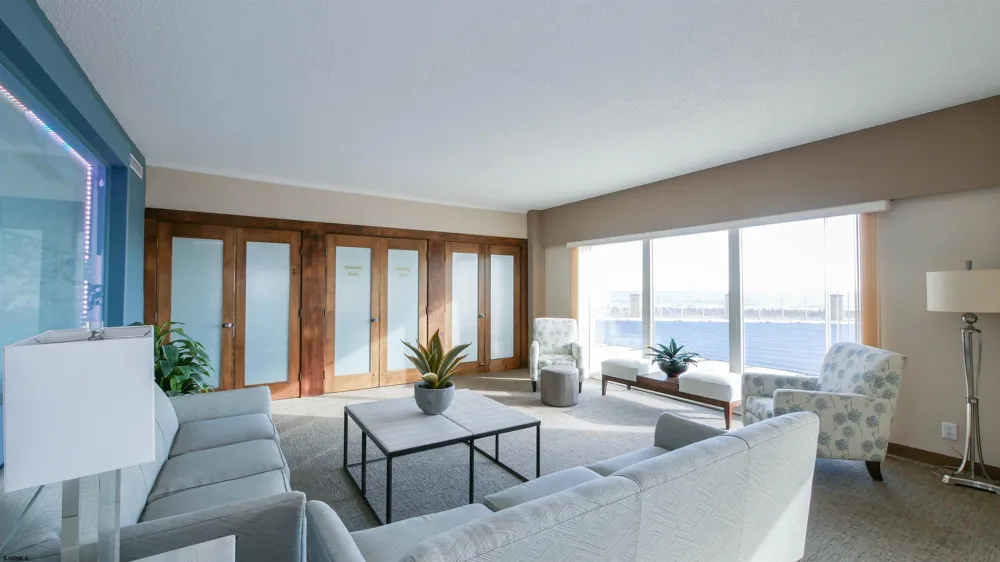 322 Boardwalk Ocean City, NJ 08226