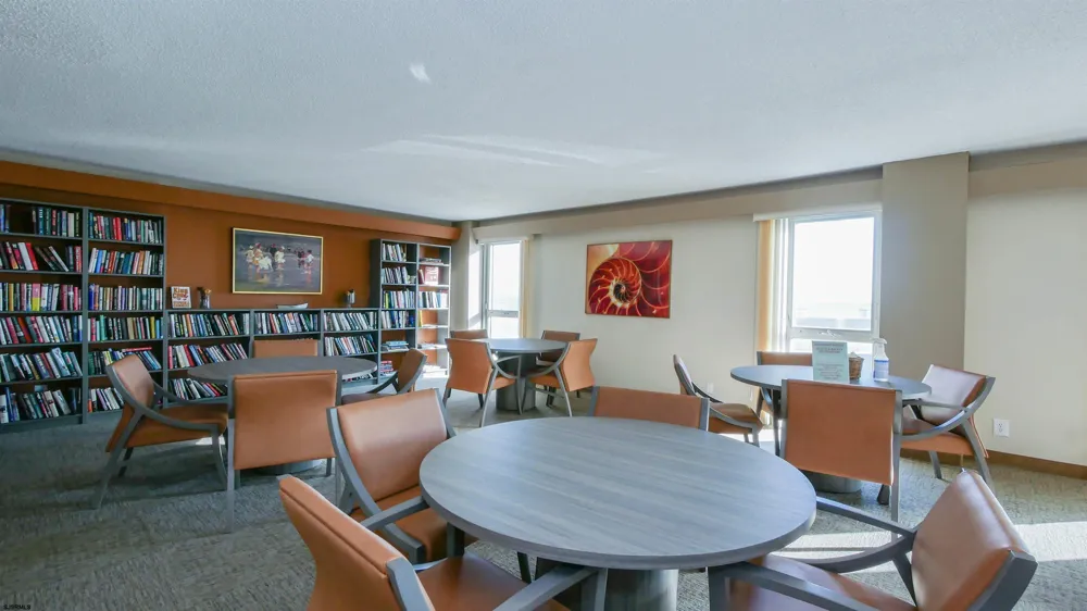 322 Boardwalk Ocean City, NJ 08226
