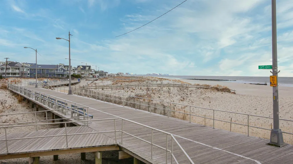 322 Boardwalk Ocean City, NJ 08226