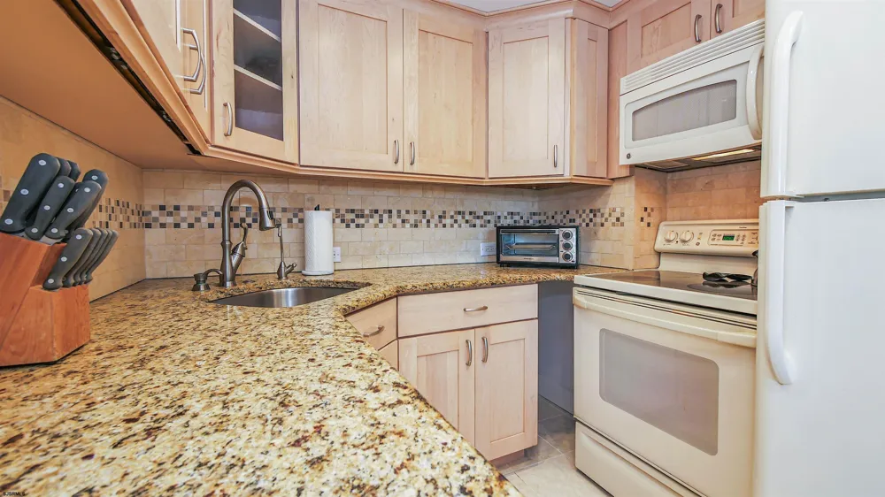 322 Boardwalk Ocean City, NJ 08226
