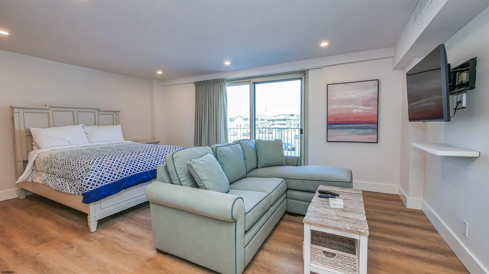 322 Boardwalk Ocean City, NJ 08226