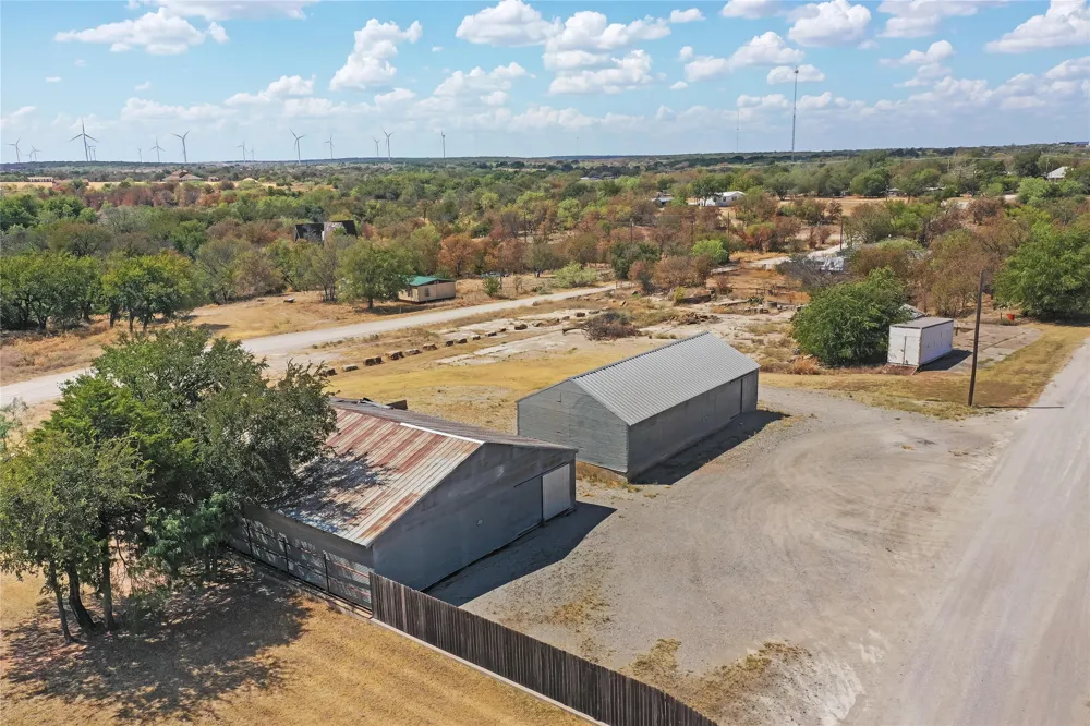 314 S Phillips Street Jacksboro, TX 76458