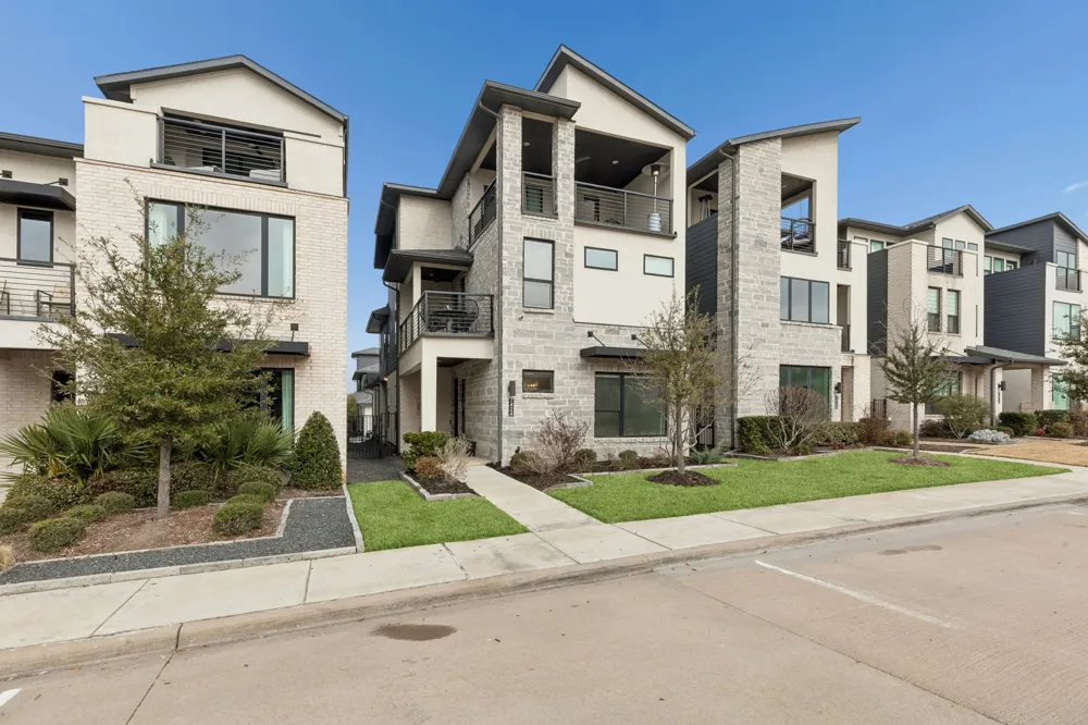7424 Collin Mckinney Parkway McKinney, TX 75070