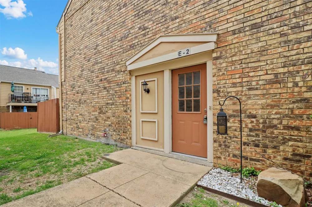 2400 Jupiter Road #E2 Plano, TX 75074