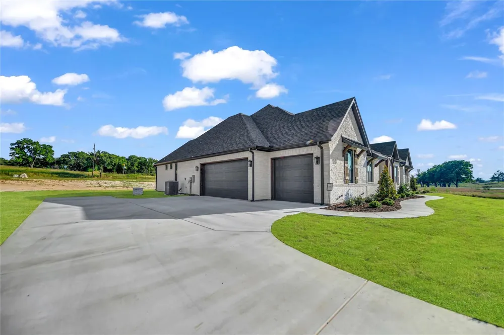 120 Daggett Drive Decatur, TX 76234