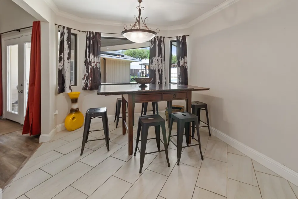 1410 Adam Place DeSoto, TX 75115