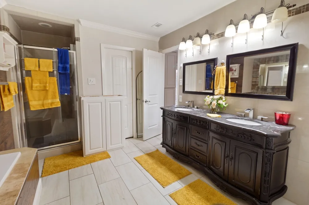 1410 Adam Place DeSoto, TX 75115