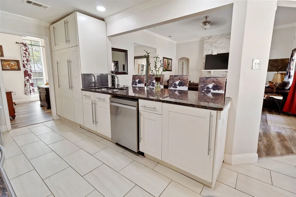 1410 Adam Place DeSoto, TX 75115