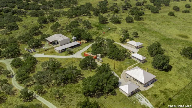1570 PARKER RD Harper, TX 76849