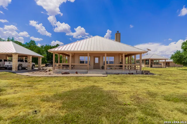 1570 PARKER RD Harper, TX 76849