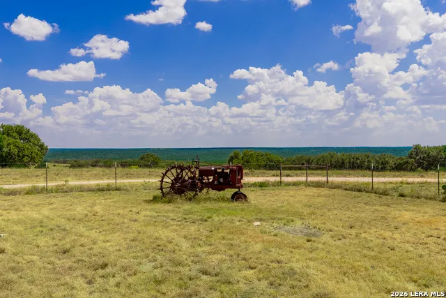 1570 PARKER RD Harper, TX 76849