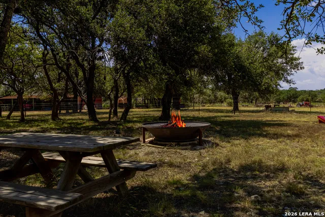 1570 PARKER RD Harper, TX 76849