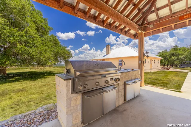 1570 PARKER RD Harper, TX 76849