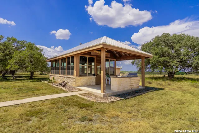1570 PARKER RD Harper, TX 76849