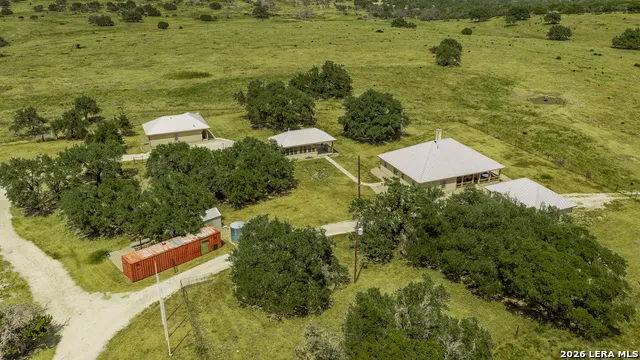 1570 PARKER RD Harper, TX 76849