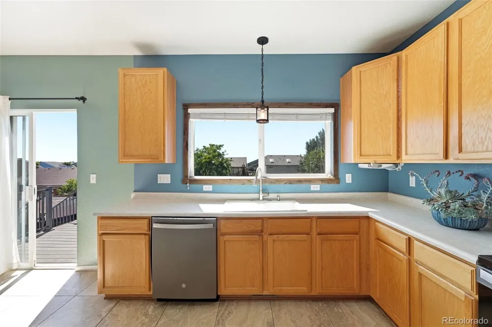 7105 Amber Ridge Drive Colorado Springs, CO 80922