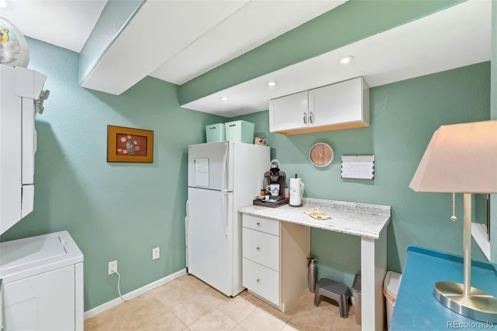 7105 Amber Ridge Drive Colorado Springs, CO 80922
