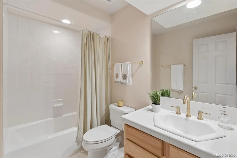 2348 Winstead View Colorado Springs, CO 80920