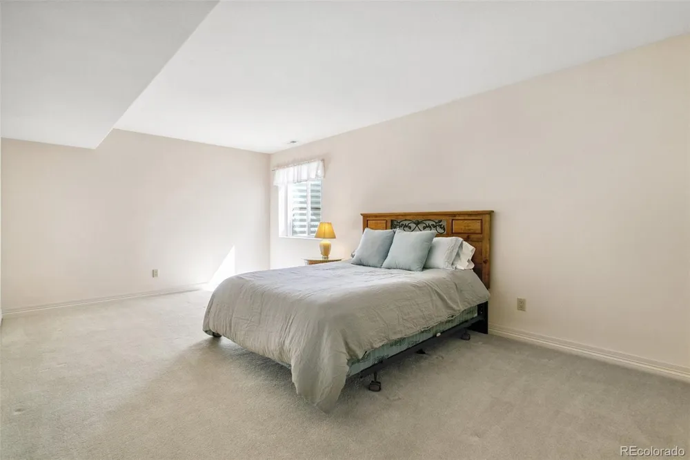2348 Winstead View Colorado Springs, CO 80920