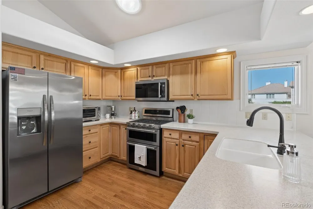 2348 Winstead View Colorado Springs, CO 80920
