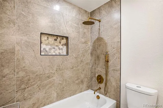 9299 W Weaver Drive Littleton, CO 80123