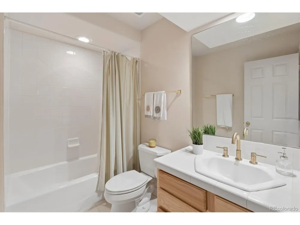 2348 Winstead View Colorado Springs, CO 80920