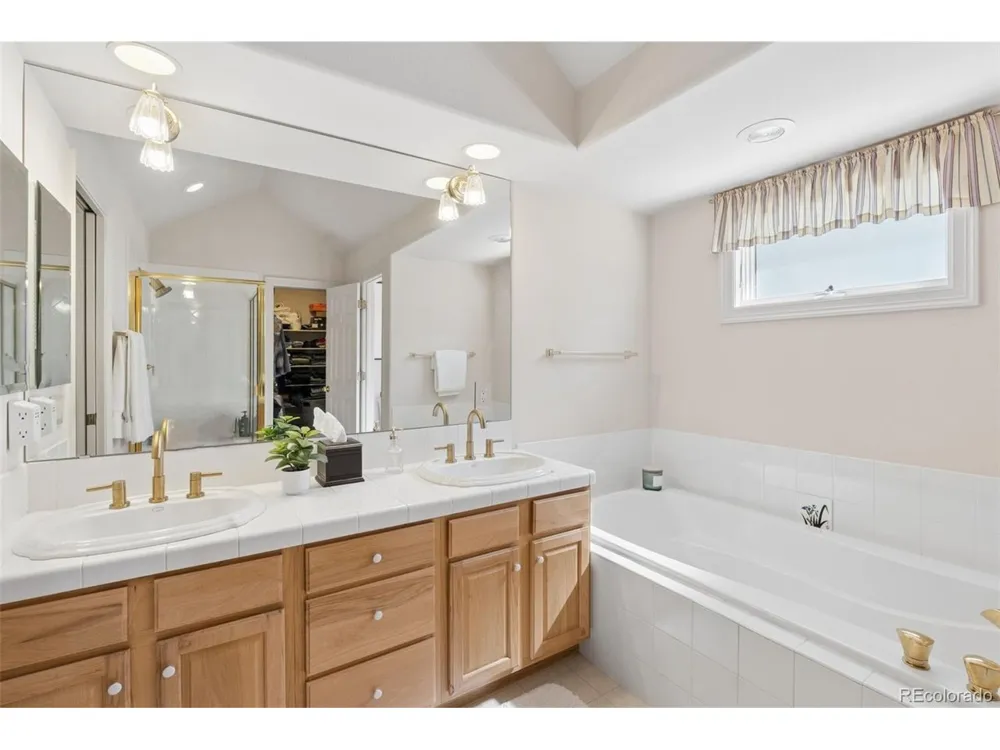 2348 Winstead View Colorado Springs, CO 80920