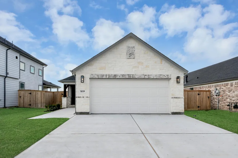 5819 Madison Trail Drive Richmond, TX 77469