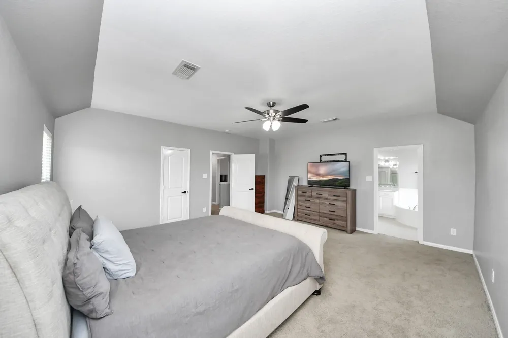 2014 Orchard Spring Drive Pearland, TX 77581