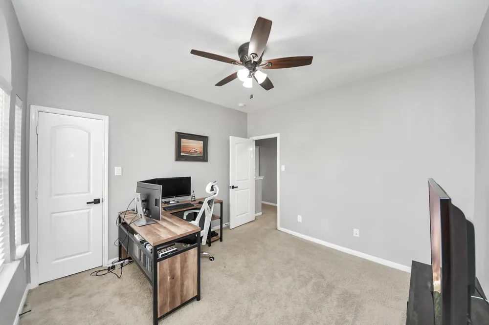 2014 Orchard Spring Drive Pearland, TX 77581