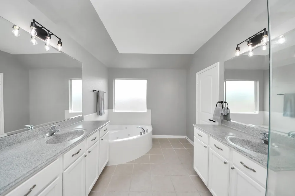 2014 Orchard Spring Drive Pearland, TX 77581
