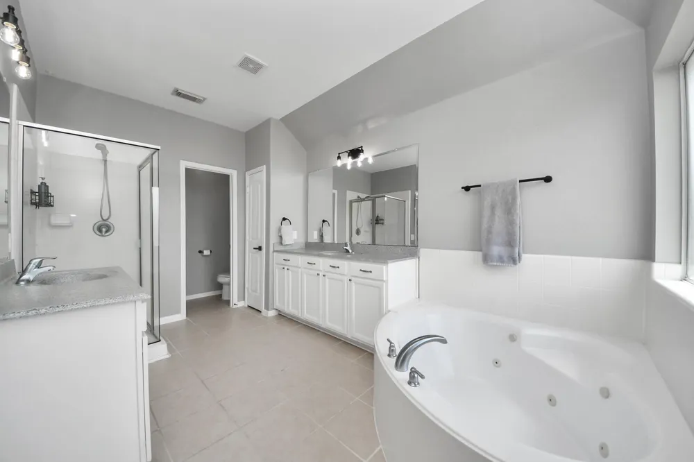 2014 Orchard Spring Drive Pearland, TX 77581
