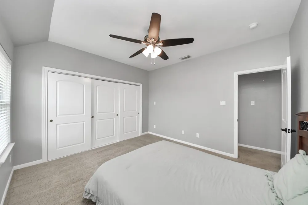 2014 Orchard Spring Drive Pearland, TX 77581