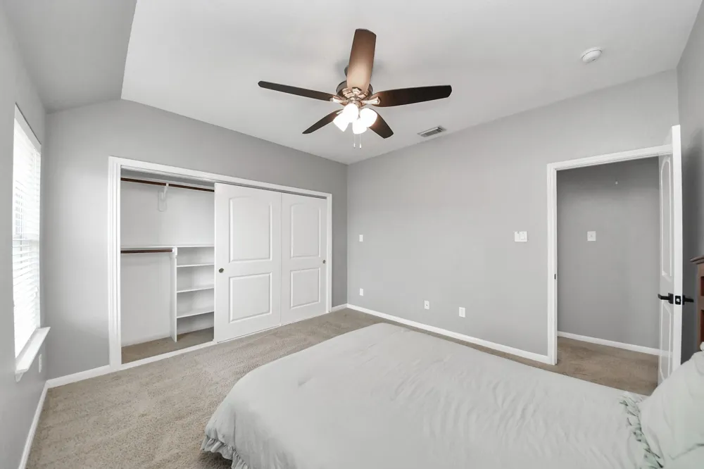 2014 Orchard Spring Drive Pearland, TX 77581