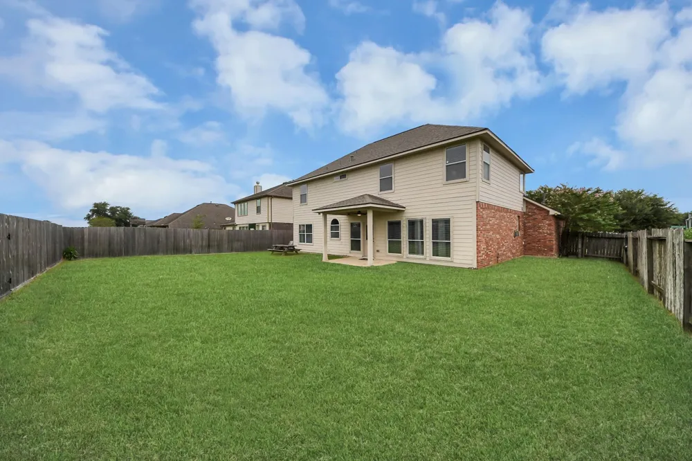 2014 Orchard Spring Drive Pearland, TX 77581