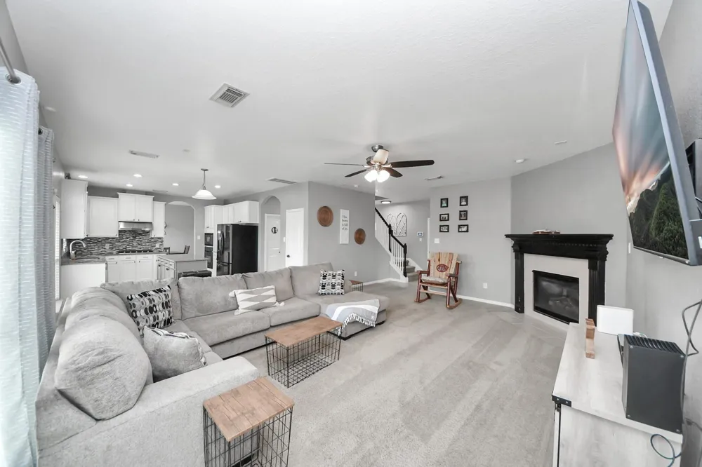 2014 Orchard Spring Drive Pearland, TX 77581