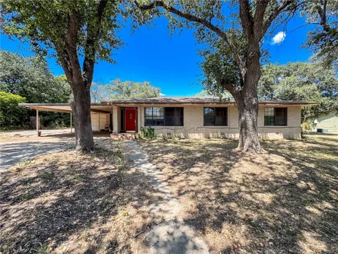 1911 Alta Vista Street