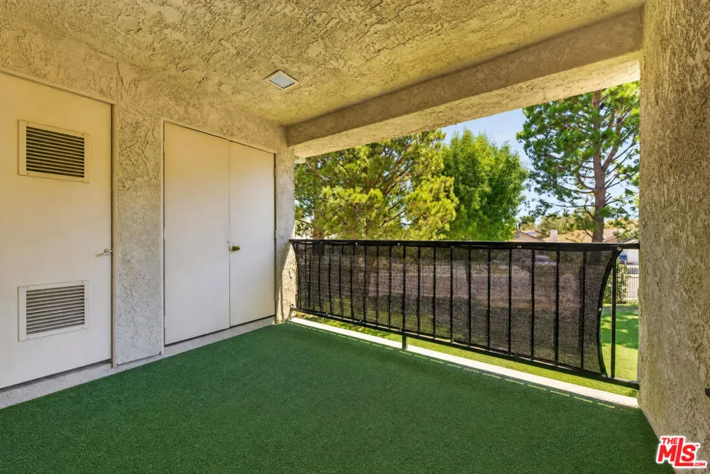 2554 Olive Drive #188 Palmdale, CA 93550