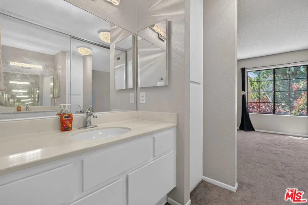 2554 Olive Drive #188 Palmdale, CA 93550