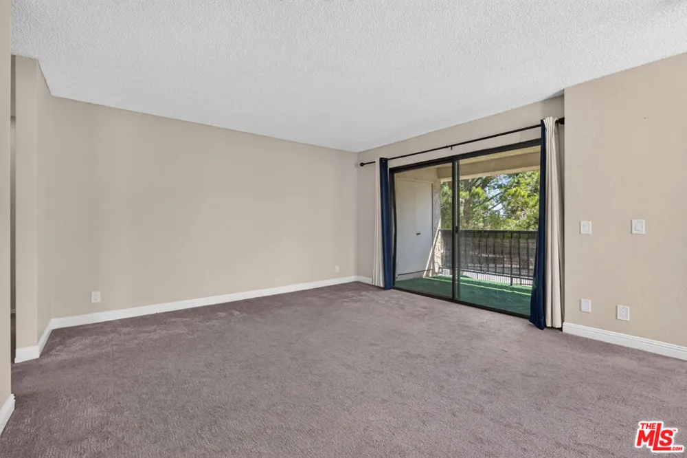 2554 Olive Drive #188 Palmdale, CA 93550
