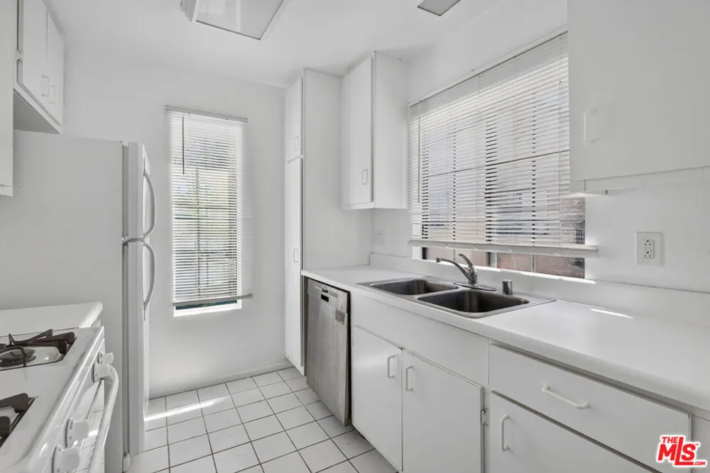 2554 Olive Drive #188 Palmdale, CA 93550