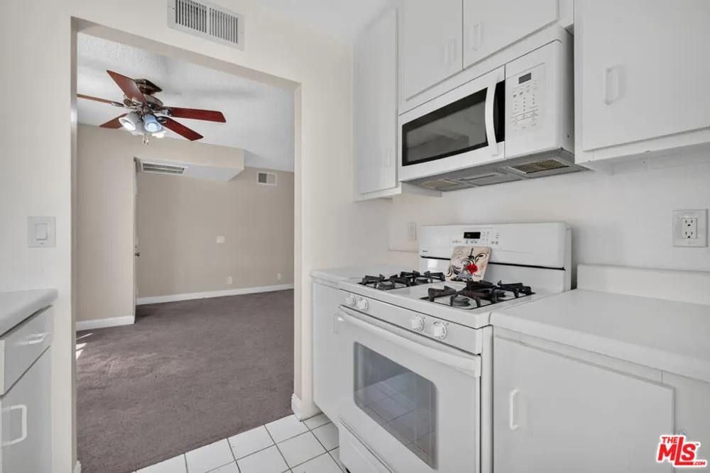 2554 Olive Drive #188 Palmdale, CA 93550