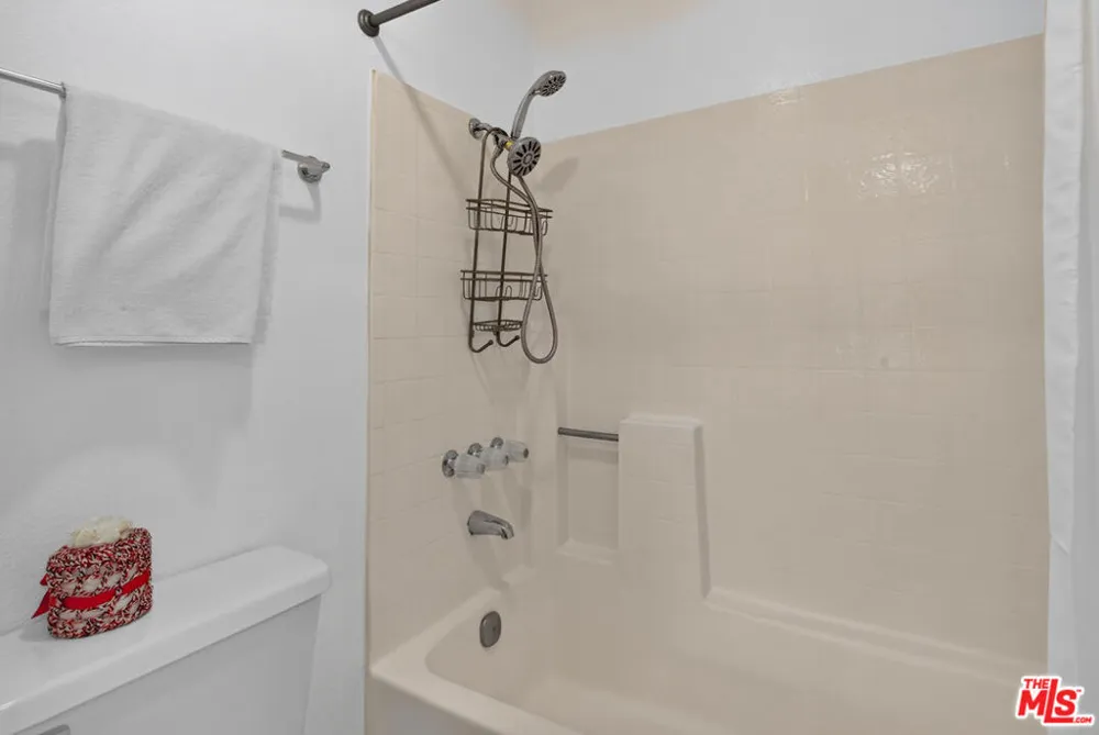 2554 Olive Drive #188 Palmdale, CA 93550