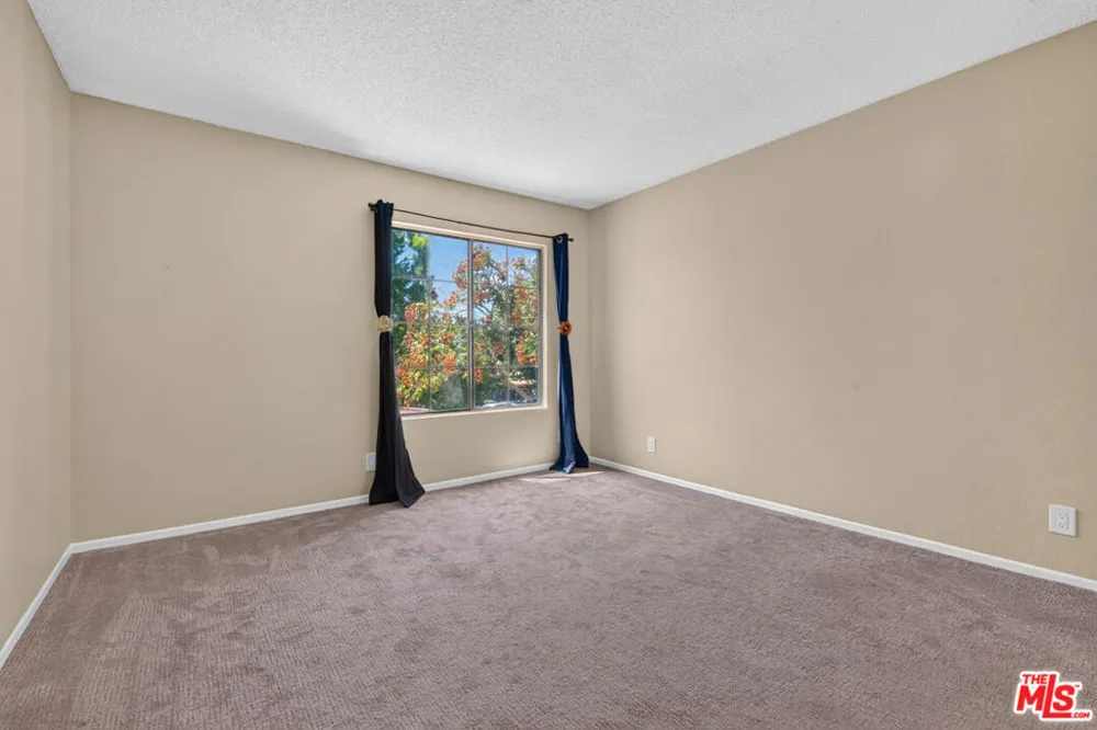 2554 Olive Drive #188 Palmdale, CA 93550