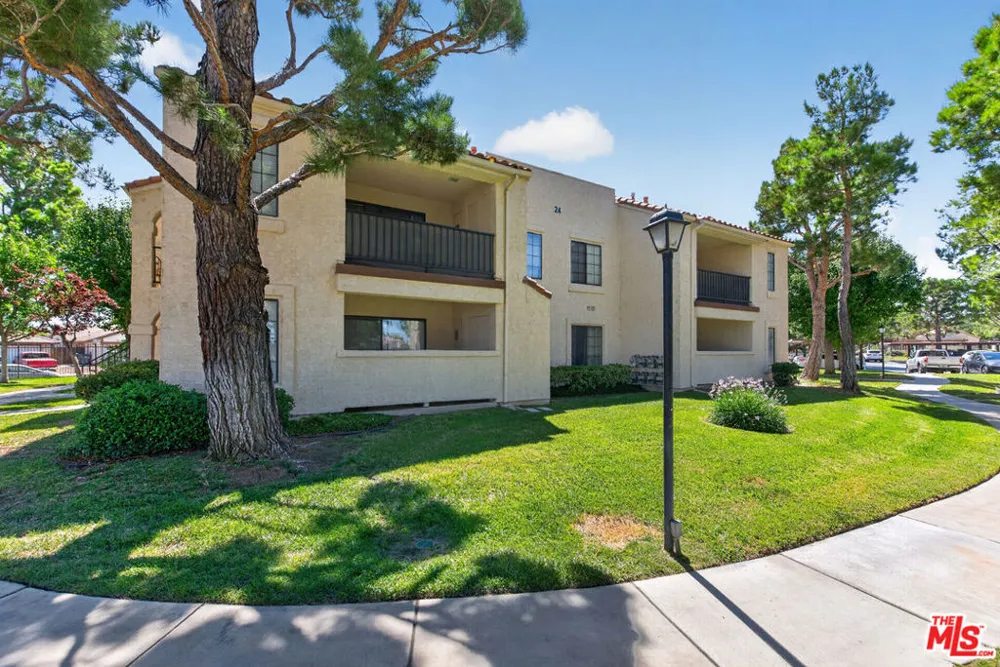 2554 Olive Drive #188 Palmdale, CA 93550