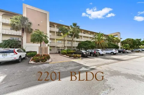 2201 Lucaya Bend #Apt k1